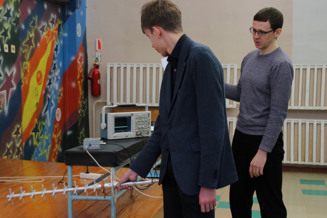 собирают схему3.JPG